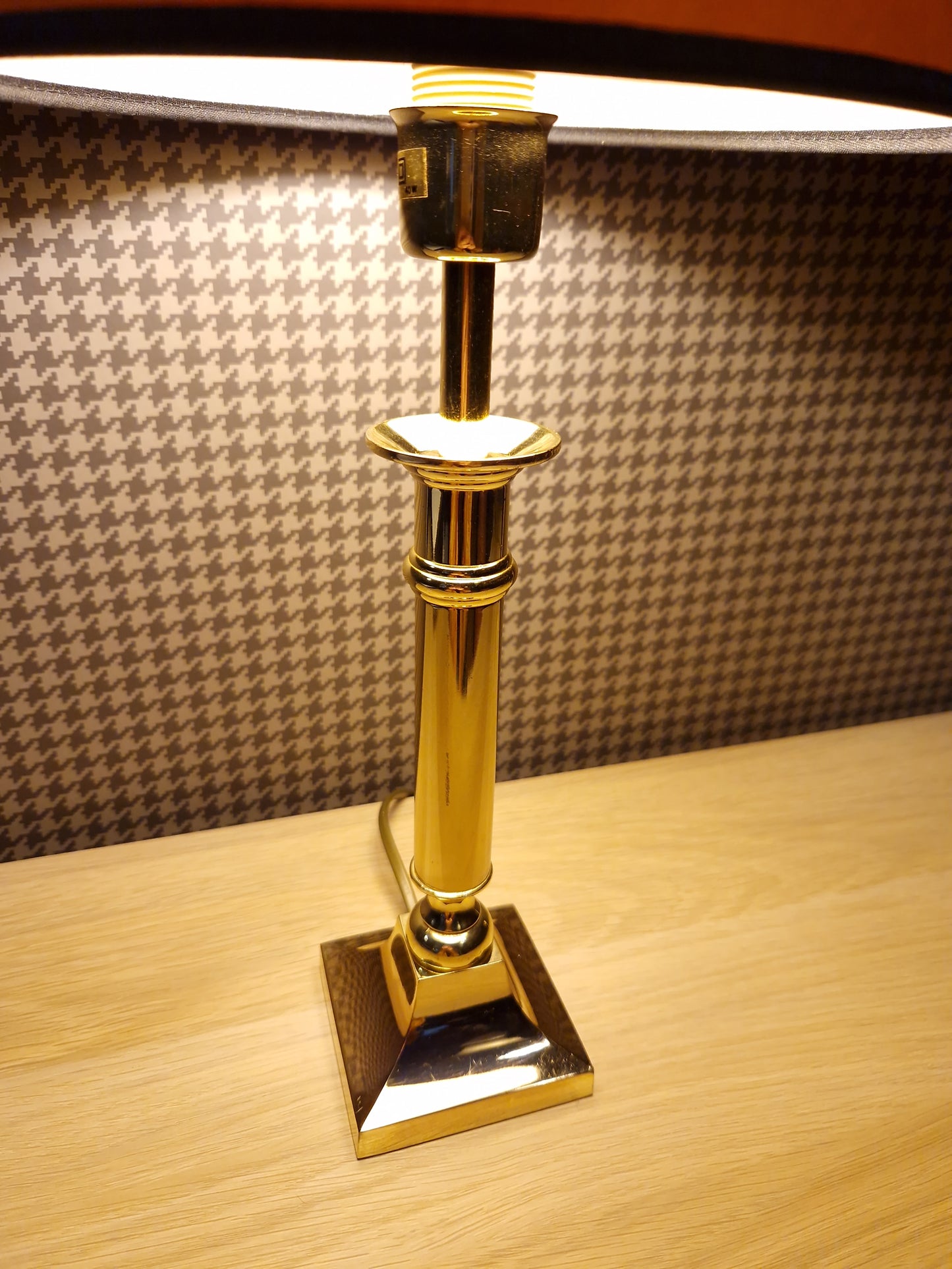 Brass table lamp