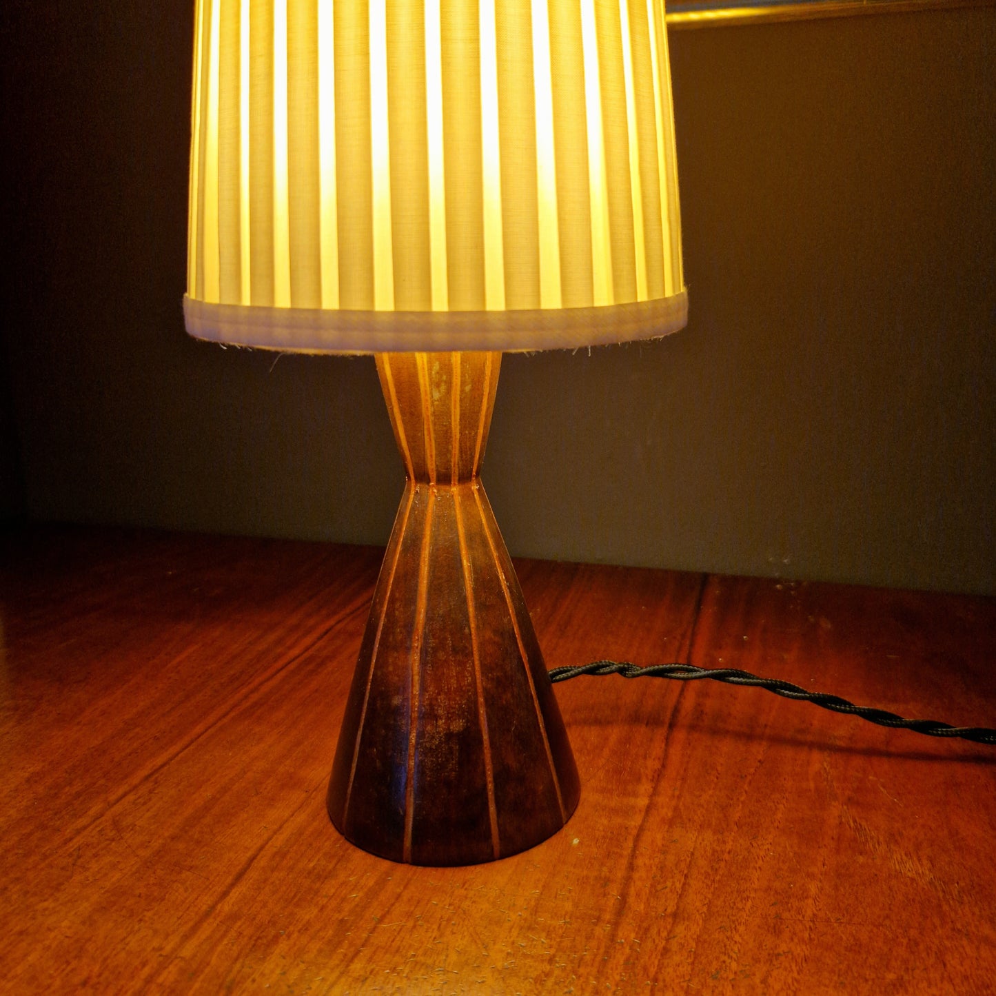 Striped Wood Table Lamp